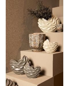 Kaylagh Cream wavy shaped ceramic pot L